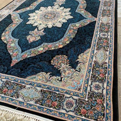 فرش ماشینی ۷۰۰ شانه تراکم ۲۵۵۰ نقشه کارینا سرمه ای