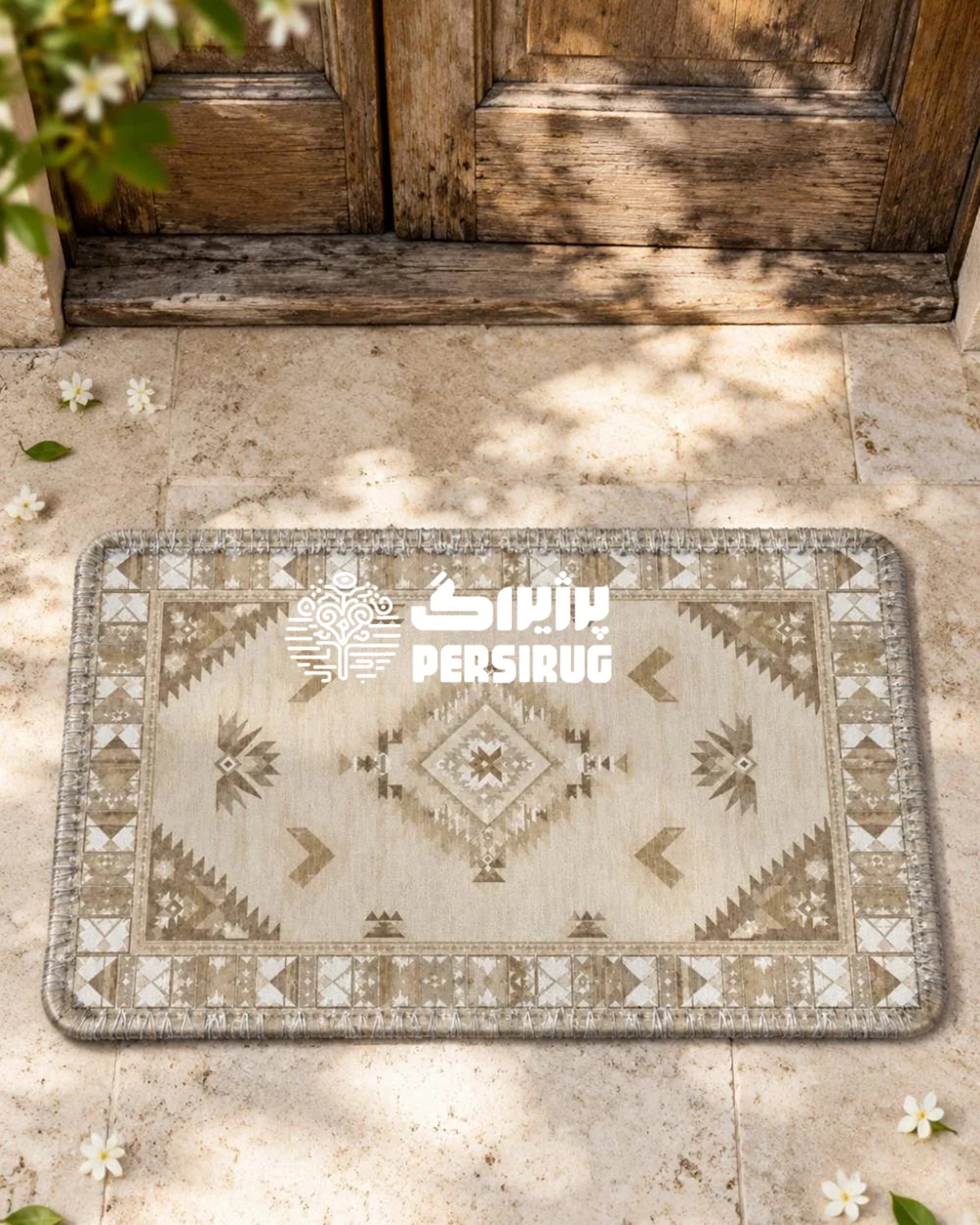 پادری زیره چرم طرح آوینا با زمینه کرم و بژ کنار پنجره در نور طبیعی