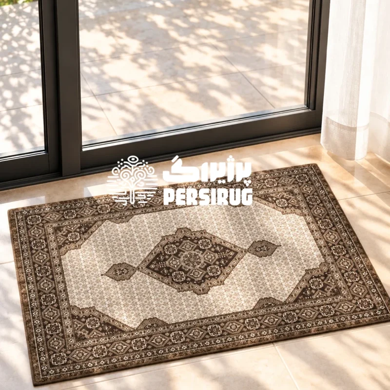 پادری زیره چرم ماه رخ با طرح سنتی و نقش مرکزی ظریف در فضای گرم و دنج اتاق خواب.