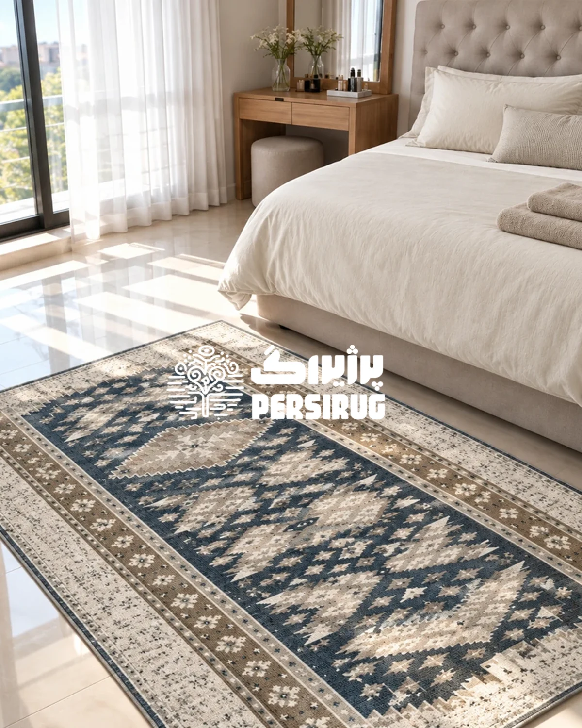 فرشینه زیره چرم لاجرود ترکیبی چشمنواز از اصالت نقوش گلیمی و مدرنیته، مناسب برای گرما بخشیدن به دکوراسیون اتاق خواب و نشیمن.