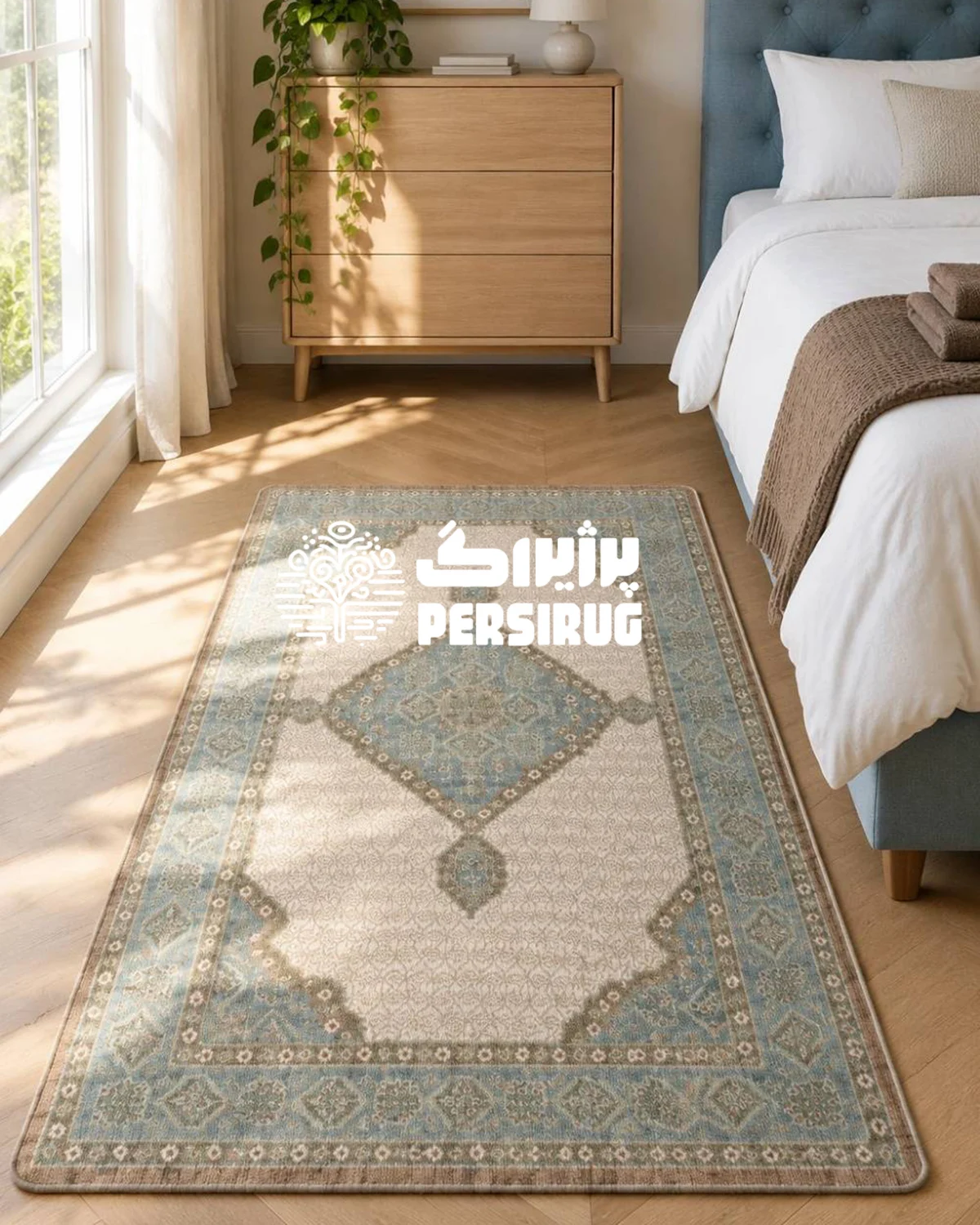 فرشینه زیره چرم طرح نقشِ خانه نمای نزدیک از طرح هندسی و حاشیهٔ نقش خانه.