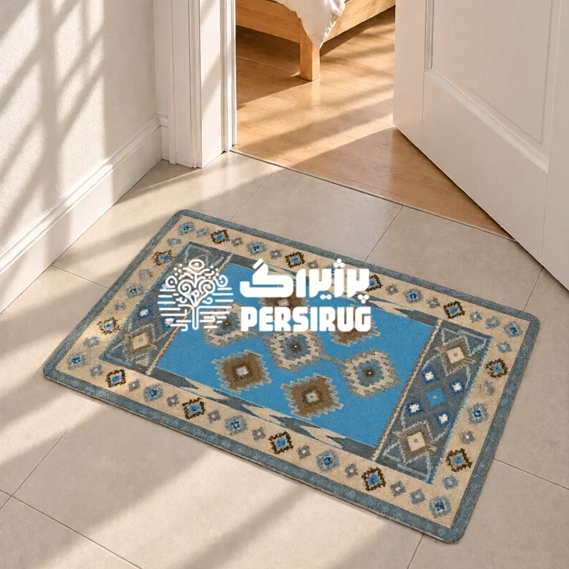 پادری زیره چرم آبی کویری تلفیقی از آبی روشن و باطراوت در متن اصلی با رنگهای گرم شتری، کرم و طوسی؛ تداعیکننده آسمان آبی و شنهای کویر.