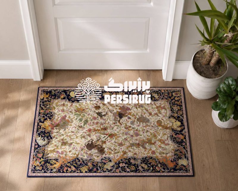 پادری شکارگاه سلطنتی با نقوش ظریف گل و پرندگان و ترکیب رنگ سرمهای و کرم، جلوهای اصیل و متفاوت به فضای خانه میدهد.