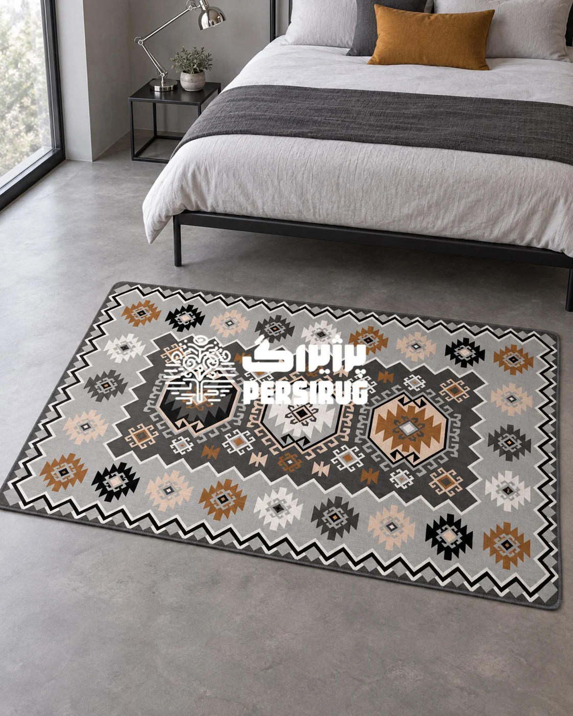 فرشینه زیره چرم طرح ایلیا با نقشمایه مرکزی سهبخشی هندسی در رنگهای طوسی، خردلی و کرم، به همراه حاشیههای متمایز زیگزاگی.