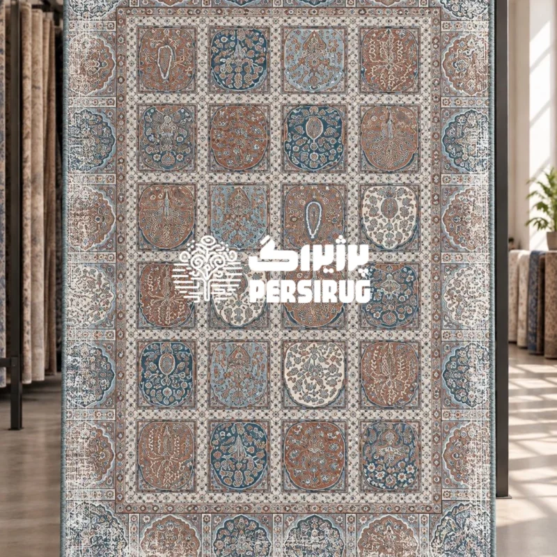 فرشینه زیره چرم طرح کاشینما با قاببندی خشتی و نقوش سنتی آبی و قهوهای