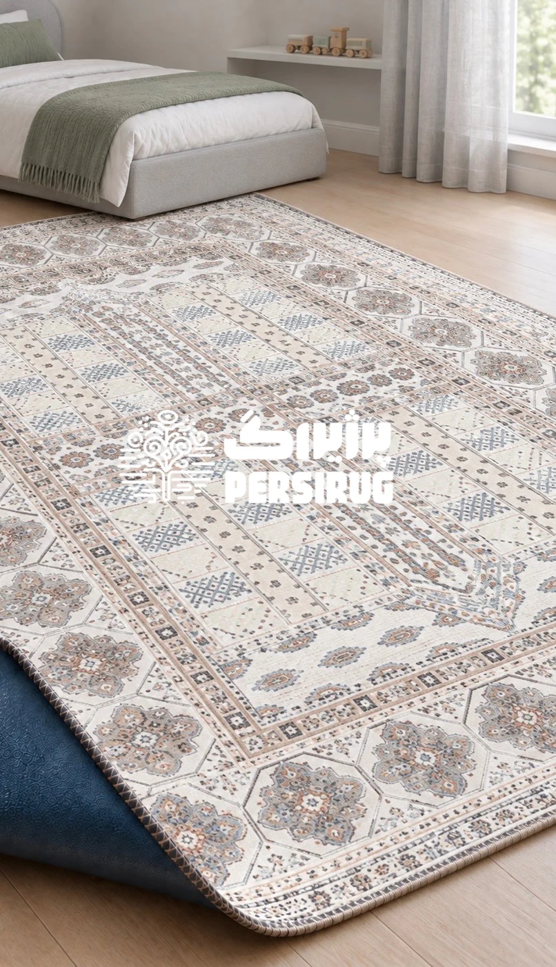 فرشینه زیره چرم سنتی و هندسی طرح چهارباغ با زمینه کرم و قابهای متقارن