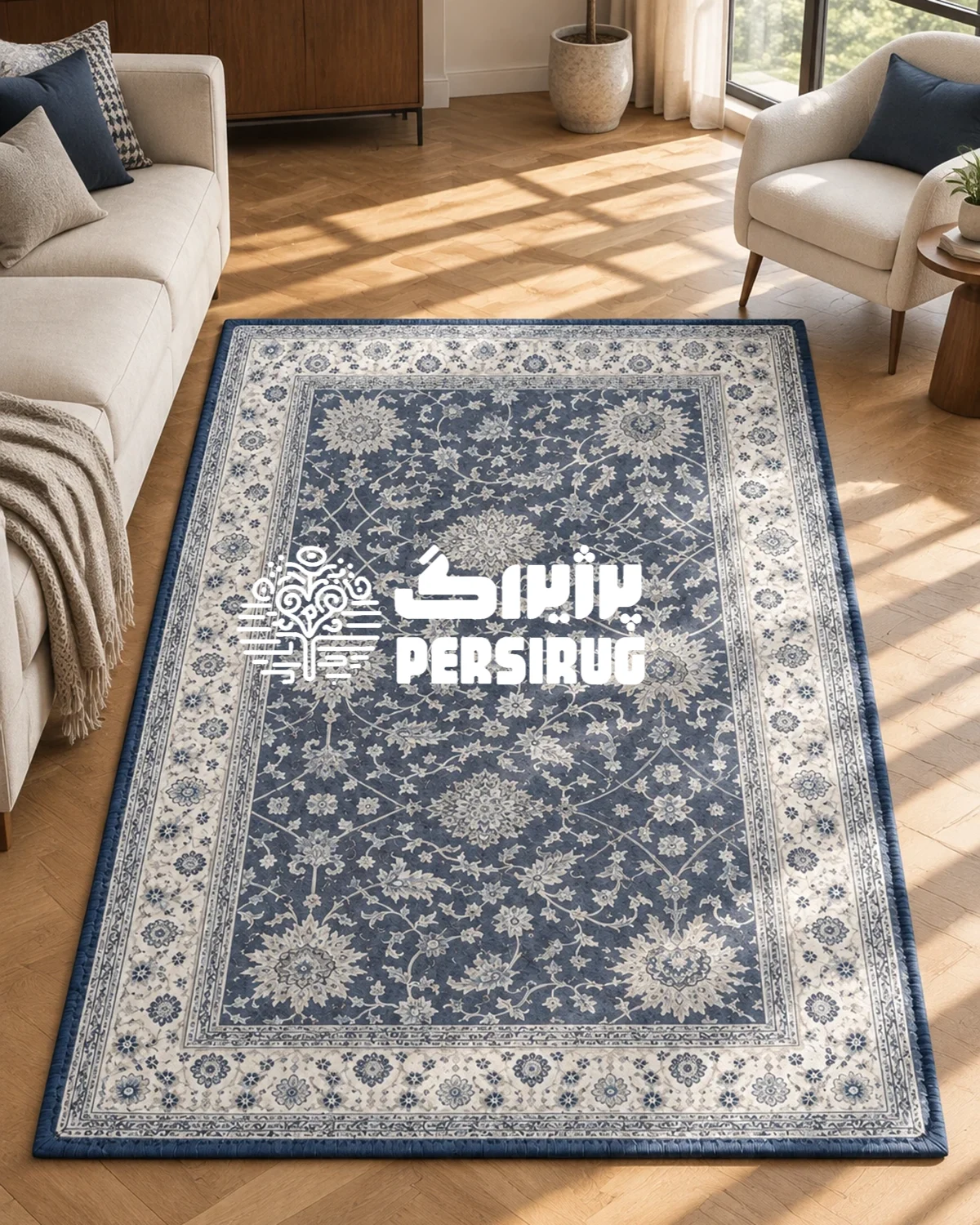 فرشینه طرح شاهعباسی با نقوش اسلیمی ظریف به رنگ کرم روی زمینه سورمهای، با طراحی کلاسیک و سنتی مناسب دکوراسیون پذیرایی و اتاق خواب