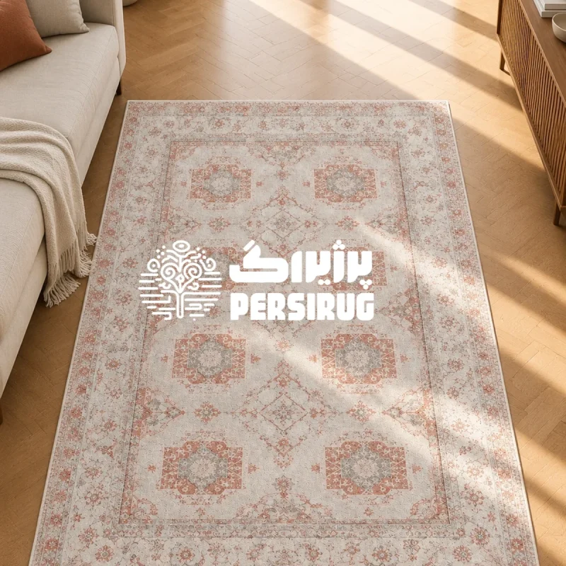 فرشینه مهگل با ترکیب رنگی گرمِ کالباسی و طوسی که بر روی زمینهای روشن جلوهای کلاسیک و در عین حال امروزی دارد