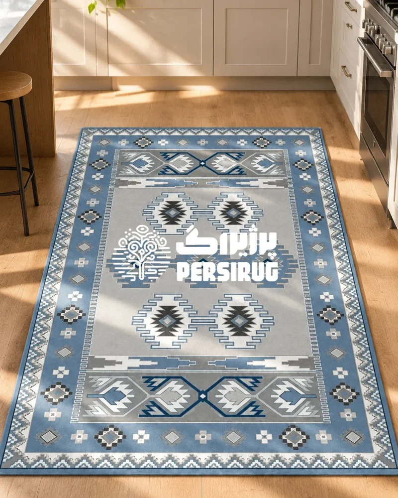 فرشینه طرح قشقایی با الهام از نقوش اصیل و هندسی گلیمهای ایرانی و ترکیب رنگی مدرن آبی، طوسی و سرمهای طراحی شده است.